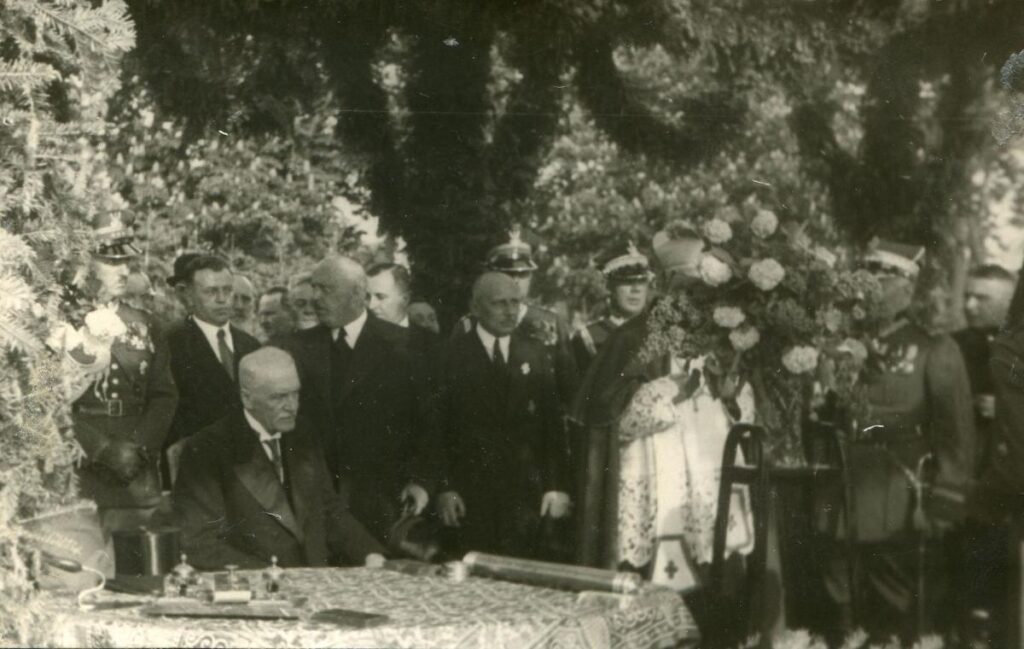 2 wizyta w kielcach w 1933 r mhki h 1708 30