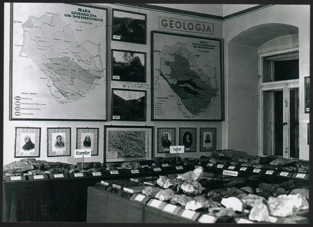 jedna z sal muzeum polskiego towarzystwa krajoznawczego w kielcach