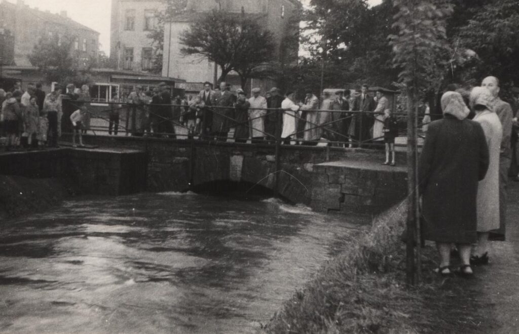 mhki mat 3362 25wezbrana silnica