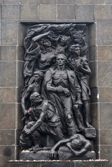 pomnik getto2 mozaiki