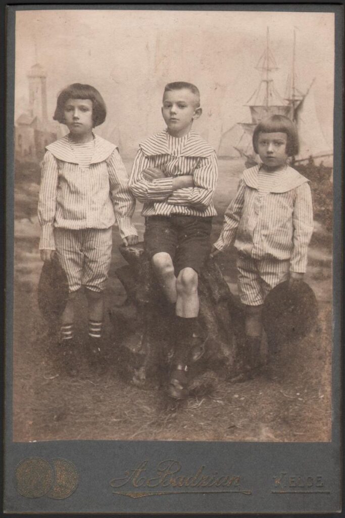 rodzenstwo zaklad fotograficzny badziana po 1908 r