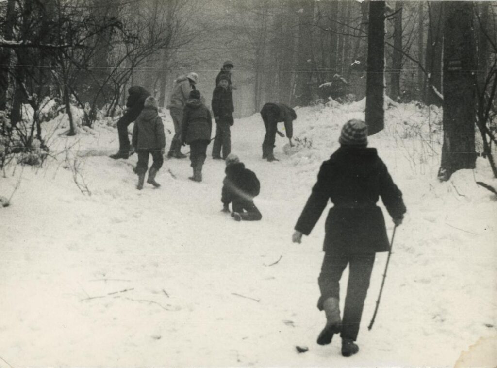 POCZTÓWKI Z KIELC - RZECZY Z HISTORIĄ. ZIMA STULECIA. zima lata 60 70 xx w